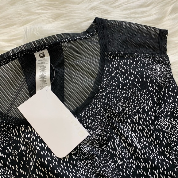 Fabletics woman’s Vanessa active wear top XS - Picture 5 of 6